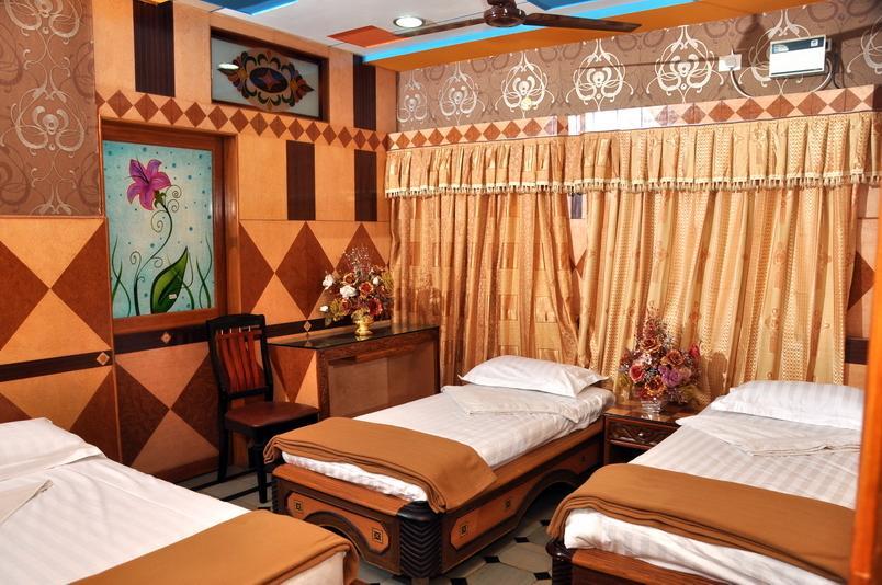 Hotel Shri Swarna'S Palace - A Business Class Hotel Tiruchirappalli Стая снимка