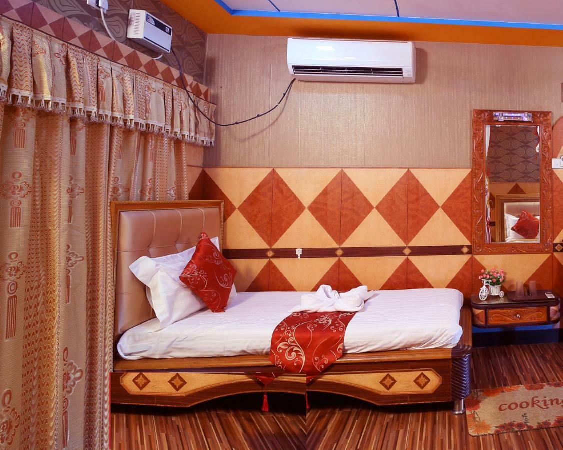 Hotel Shri Swarna'S Palace - A Business Class Hotel Tiruchirappalli Екстериор снимка